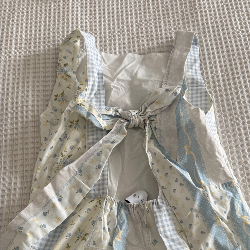 Light Blue & Cream Floral Tiered Mini Dress - Picture 2 of 4